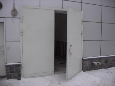 Распашные противопожарные ворота Doorhan