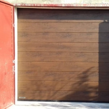 Утепленные подъемные ворота в гараж 2750x2750